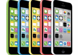 au、「iPhone 5c」の予約受付について発表--「iPhone 5s」は予約の受付無し