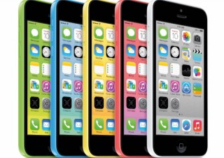 au、「iPhone 5c」の予約受付について発表--「iPhone 5s」は予約の受付無し