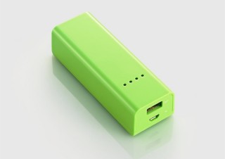 エレコム、外出先でも超急速充電できるモバイルバッテリー3製品を発売