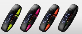 ナイキ、日常のあらゆる活動を記録するリストバンドガジェット「Nike+ FuelBand SE」