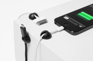 トリニティ、5mm以下の細いケーブルに対応するホルダー「CableDrop Mini」