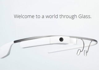 Google、メガネ型端末「Google Glass」で“まばたき”が写真のシャッターになるアプデ