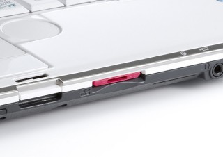 サンワ、セキュリティ対策でSDカードスロットを塞げる「SLE-27」を発売