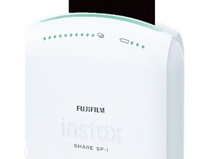 富士フイルム、スマホの撮影画像をチェキフィルムに印刷できるプリンターを発表