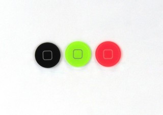 スペックコンピュータ、iPhone 5cのカラーに合わせたPOPなホームボタンシールを発売