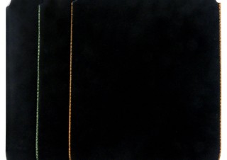 リンクス、ベルベット素材に刺繍が施されたiPad用インナーケース「IC839」シリーズ