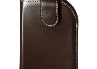 サンワ、カラビナフック付きの本革製スマホ用ケース「PDA-SPC10」を発売