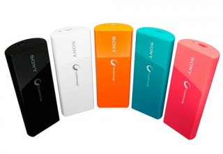 ソニー、USB出力最大1.5Aでスマホの急速充電に対応するモバイルバッテリー2モデル