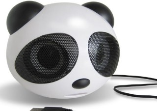 上海問屋、USB給電に対応するパンダの形のスピーカーを発売