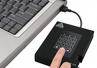 アスク、暗証番号で保護できる2種の外付けストレージを発売