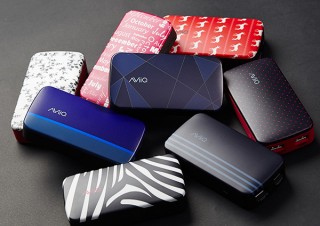 プレアデス、柄が多彩な2タイプのモバイルバッテリーを発売
