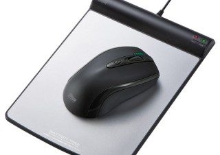 サンワサプライ、マウスパッドから給電するワイヤレスマウス