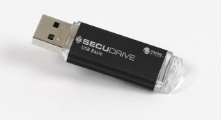 クオーレ、ウイルスチェック機能搭載USBメモリ発売