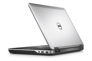 デル、15.6型WS「Precision M2800」