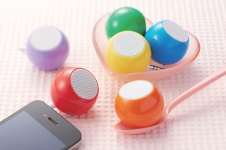 エレコム、カラフルなスマホ用モノラルスピーカーを発売