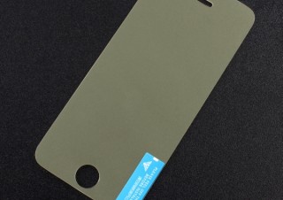 上海問屋、ブルーライトをカットするiPhone用液晶保護シート