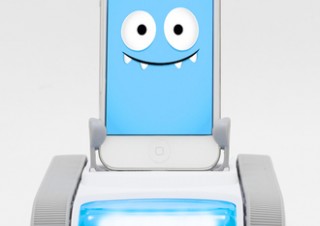 iPhone対応の知育ロボット「Romo」が発売
