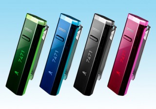 オムロン、活動量計と連携可能なiPhoneアプリを発表