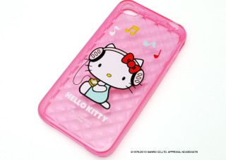 レイ・アウト、キラキラ加工とサンリオキャラが目をひくiPhone 4用ケース