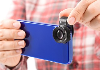 サンワ、スマホ用の望遠レンズキット「400-CAM040」