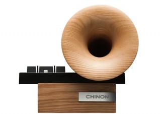 チノン、iPhone向け木製ホーンパッシブスピーカーを発売