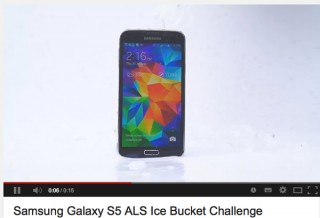 サムスンがアイスバケツチャレンジ、非防水のiPhone指名