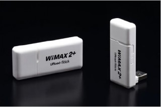 UQ、USBデータ通信カード「URoad-Stick」発売