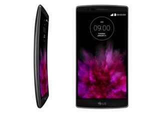 LG Electronics、曲面スマートフォン「G Flex2」を発表