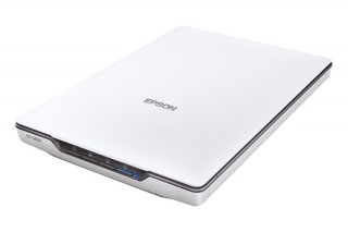 エプソン、薄型A4フラットベッドスキャナ「GT-S650」