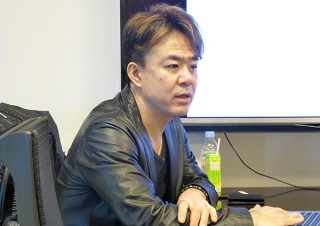 リボルバー、メディアビジネス参入で各種のWebマガジン創刊