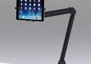 サンワ、7〜11型のタブレットに対応するクランプ式アーム