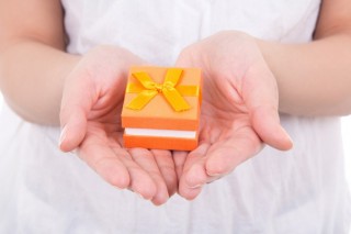 MdN Design Interactive週間ランキング(2/1～2/7)/バレンタインに思いを伝える!かわいい包装紙の無料テンプレート10選