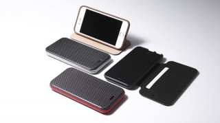 ディーフ、カーボン+天然レザーの手帳型iPhone6ケース