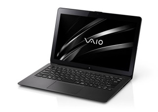 マルチフリップ機構を採用した13.3型PC「VAIO Z」