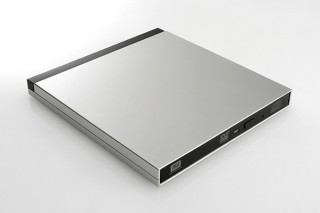 ロジテック、Macユーザーの要望から生まれた外付けDVD
