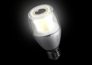 ソニー、ワイヤレススピーカーを一体化させたLED電球を発売