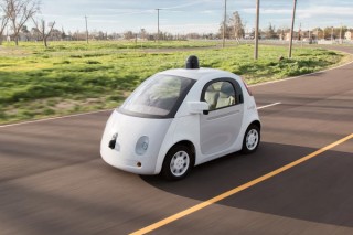 Google、自動運転カーの走行テストを今夏に開始