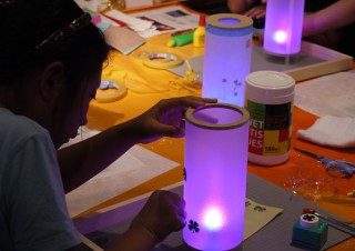 パナソニックの親子LED工作教室「さぁ、夏休み！親子でつくろうLEDのあかり」
