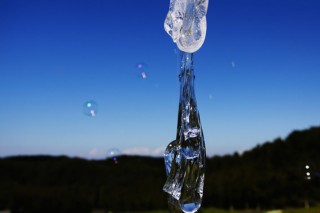 北海道・ガラス作家の高臣大介氏による個展「なつしずく。」 - デザインってオモシロイ -MdN Design Interactive-