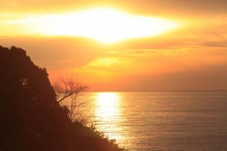 静岡県・西伊豆の感動的な写真の募集「夕日の写真コンテスト」