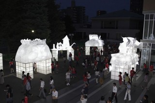 東京都・7月30日一夜限りの光の祭典「光とことばのフェスティバル2015」