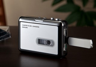 サンワ、無音部分を検知して曲を自動的にファイル分割できるカセットテープMP3変換プレーヤーを発売
