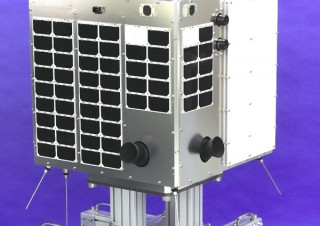 ウェザーニューズの超小型独自衛星「WNISAT-1R」が完成、2016年春に打ち上げ