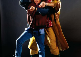 名作SF映画のヴィジュアル・ヒストリー・ブック「バック・トゥ・ザ・フューチャー完全大図鑑」