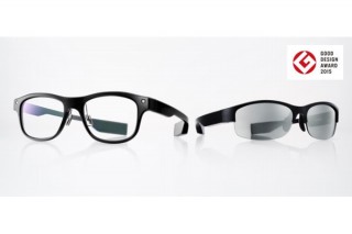 ジェイアイエヌ、センサーを搭載したアイウェア「JINS MEME」を発売