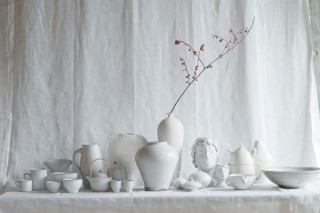 さまざまな作家による"いろいろの白いうつわ"を集めた展示会がイデーショップ 自由が丘店で開催