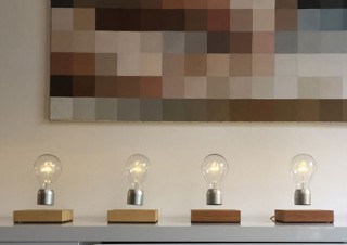 “宙に浮くライト”の販売も！MoMAのミュージアムショップ新店舗が東京の渋谷と池袋にオープン