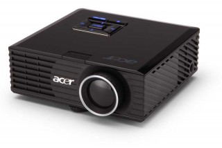 日本エイサー、手のひらサイズを実現したモバイルプロジェクタ