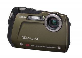カシオ、デジタルカメラ「EXILIM G」の限定色グリーンとシルバーを発売