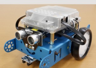 上海問屋、スマホでコントロール可能なロボットの組み立てキットを発売